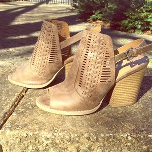 Qupid Peep Toe Bootie Slingbacks